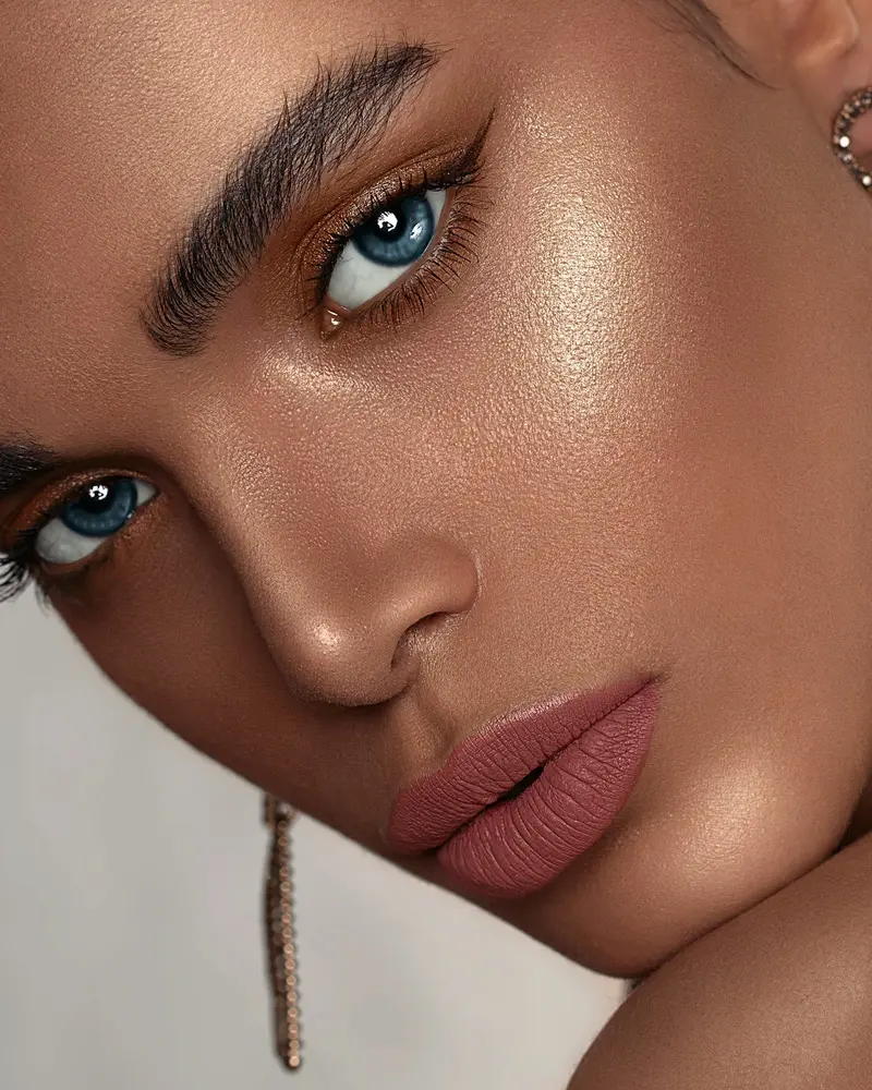 Makijaż: Glow — seria beauty (przykład), zdjęcie 3
